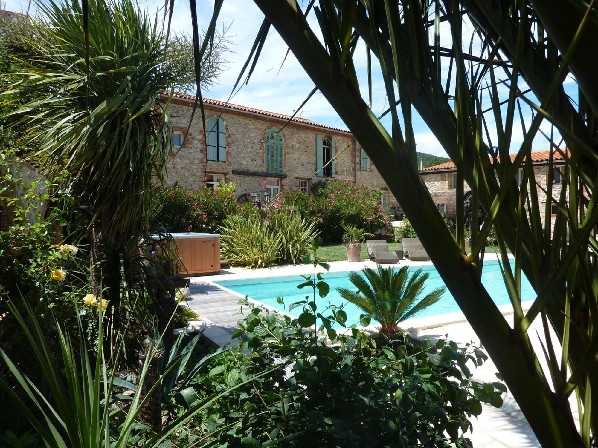 Domaine De La Tannerie Chambres D'Hotes Et Appartements Prades  Exterior photo
