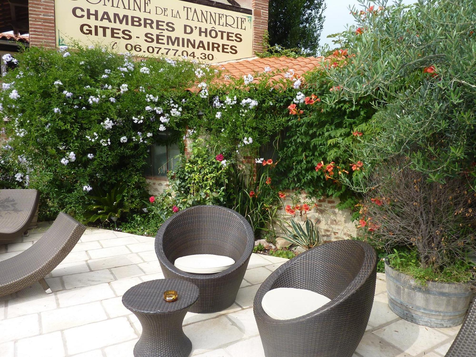 Domaine De La Tannerie Chambres D'Hotes Et Appartements Prades  Exterior photo